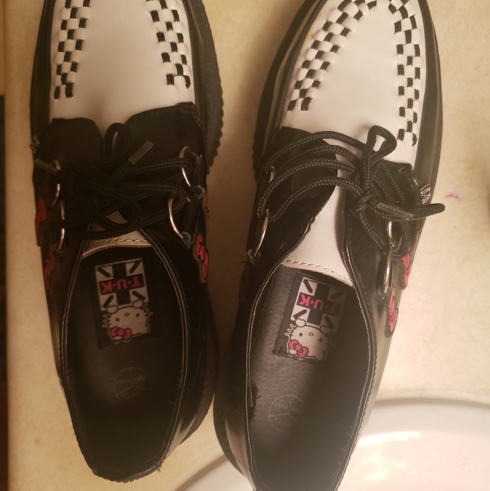 T.U.K. Creepers Hello Kitty RARE